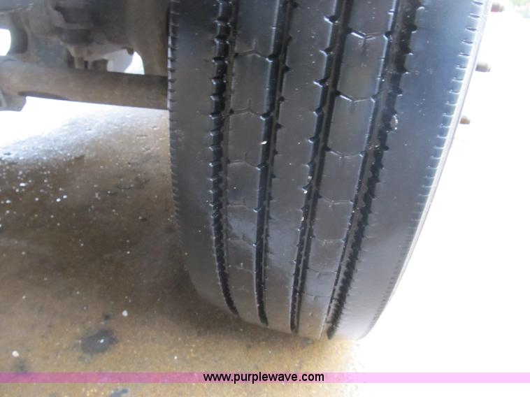 image for item B2909 2007 Ford F550 XL Super Duty service truck