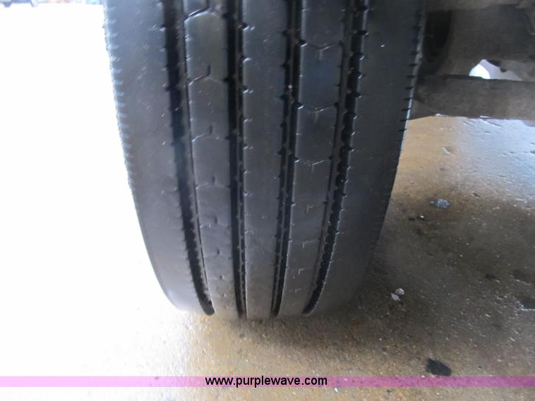 image for item B2909 2007 Ford F550 XL Super Duty service truck