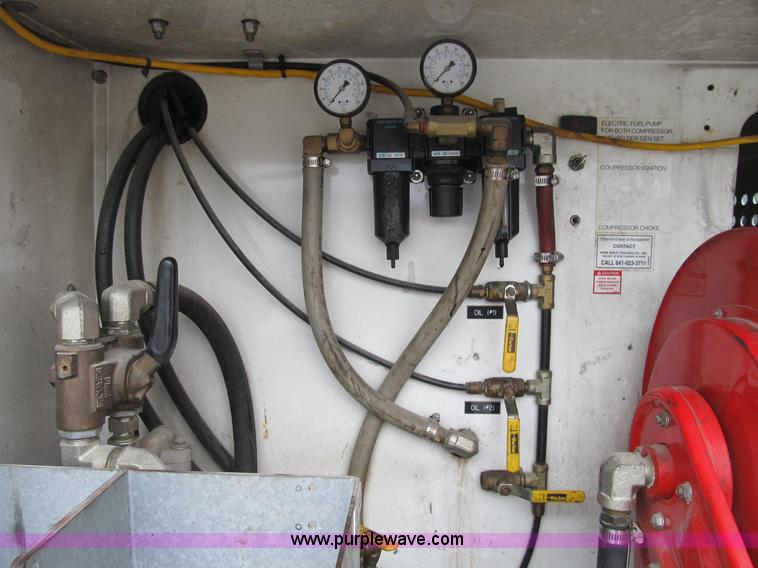 image for item B2909 2007 Ford F550 XL Super Duty service truck