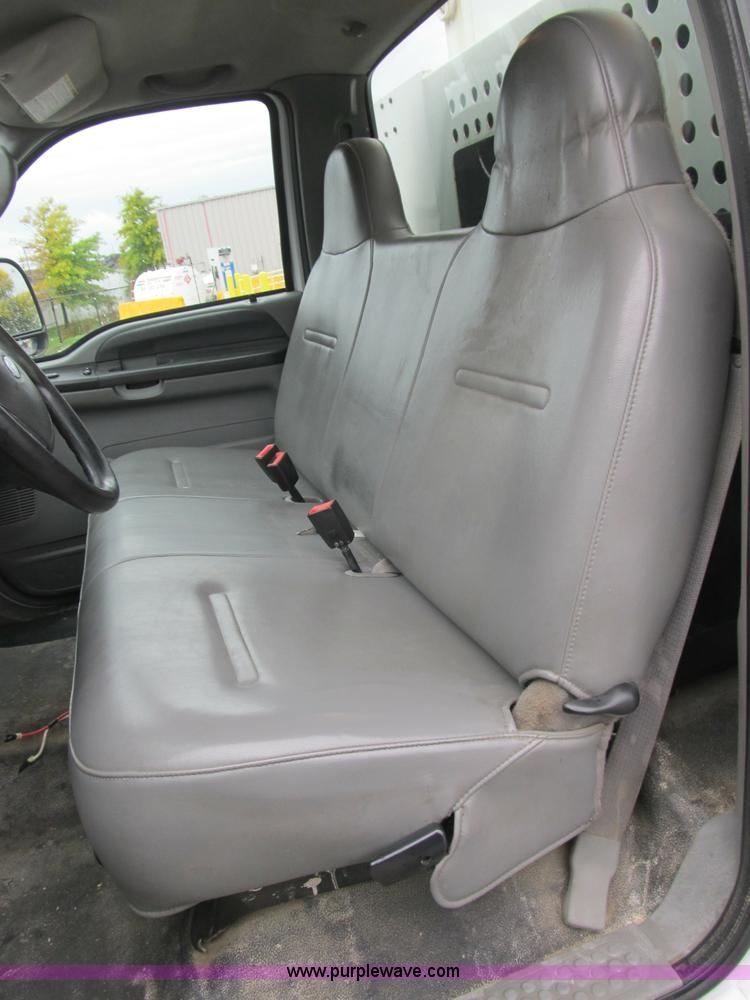 image for item B2909 2007 Ford F550 XL Super Duty service truck
