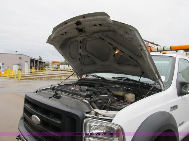 image for item B2909 2007 Ford F550 XL Super Duty service truck