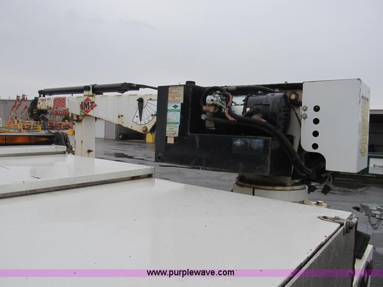 image for item B2910 2006 Ford F550 XL Super Duty service truck