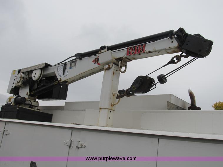 image for item B2910 2006 Ford F550 XL Super Duty service truck