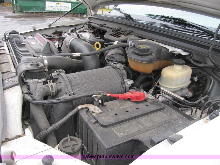 image for item B2910 2006 Ford F550 XL Super Duty service truck