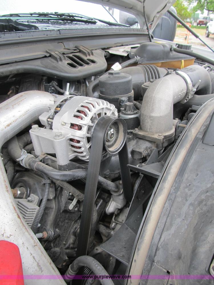 image for item B2910 2006 Ford F550 XL Super Duty service truck