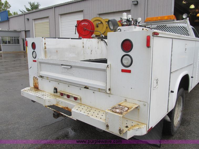 image for item B2911 2007 Ford F550 XL Super Duty service truck