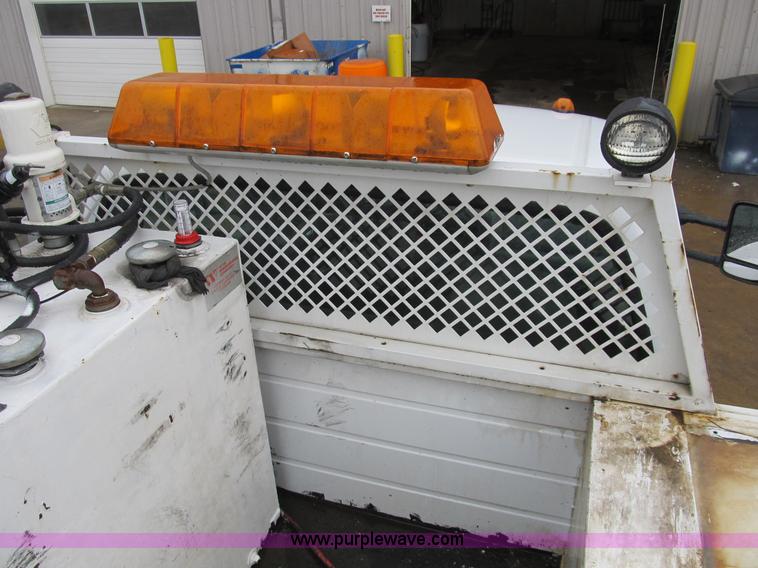 image for item B2911 2007 Ford F550 XL Super Duty service truck