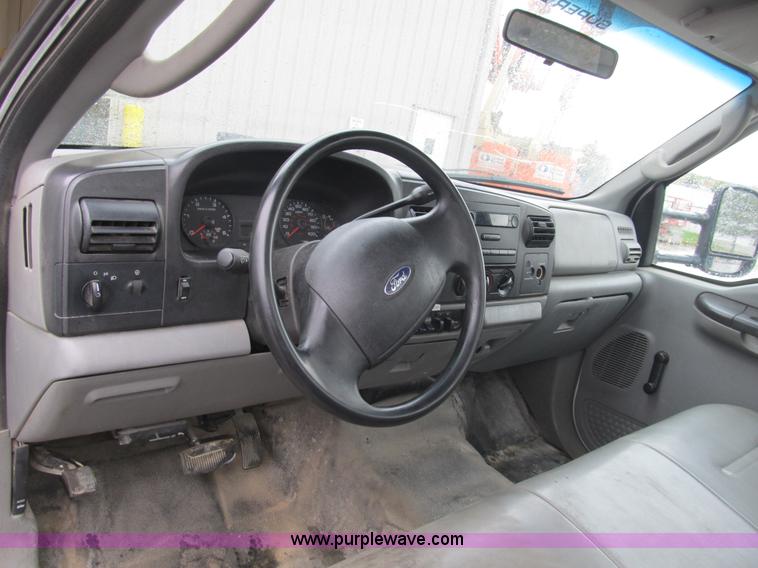 image for item B2911 2007 Ford F550 XL Super Duty service truck