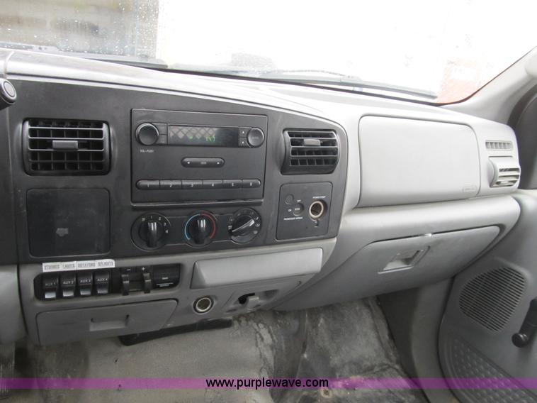 image for item B2911 2007 Ford F550 XL Super Duty service truck