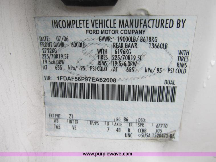 image for item B2911 2007 Ford F550 XL Super Duty service truck