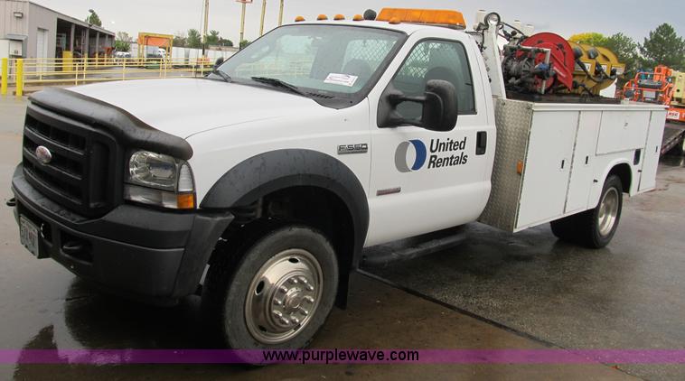 image for item B2912 2007 Ford F550 XL Super Duty service truck