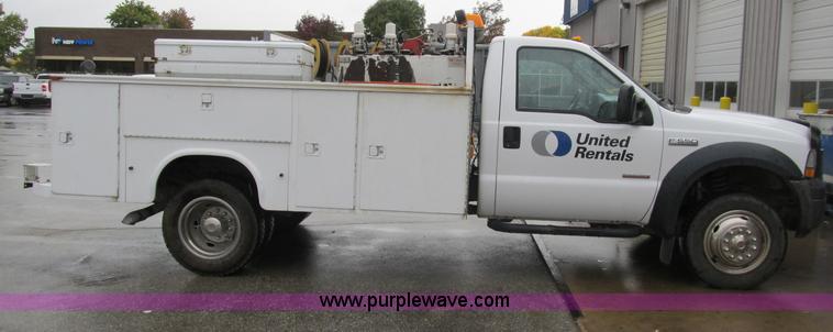 image for item B2912 2007 Ford F550 XL Super Duty service truck