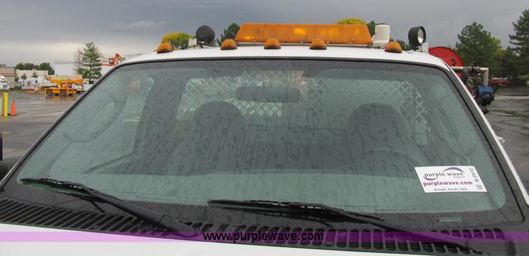 image for item B2912 2007 Ford F550 XL Super Duty service truck