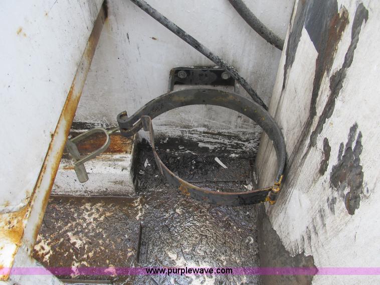 image for item B2912 2007 Ford F550 XL Super Duty service truck