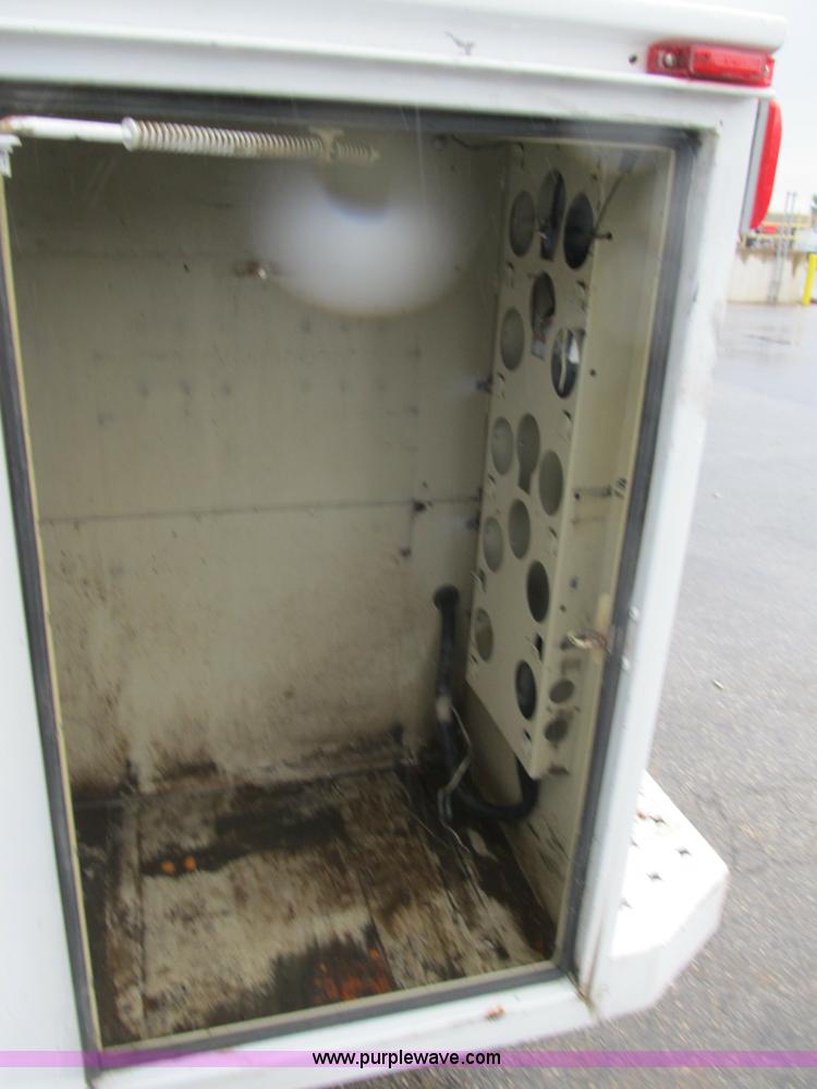 image for item B2912 2007 Ford F550 XL Super Duty service truck