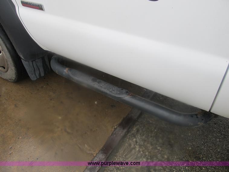 image for item B2912 2007 Ford F550 XL Super Duty service truck