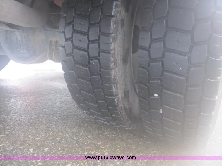 image for item B2912 2007 Ford F550 XL Super Duty service truck