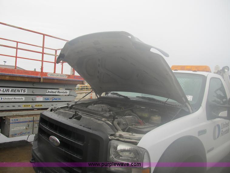 image for item B2912 2007 Ford F550 XL Super Duty service truck