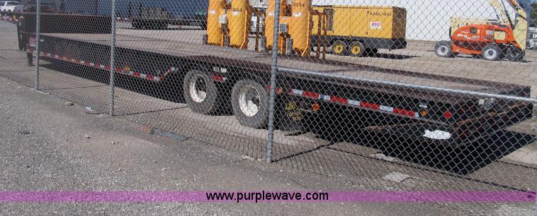 image for item B2913 2005 Ledwell Hydra-Tail 48' tilt bed trailer