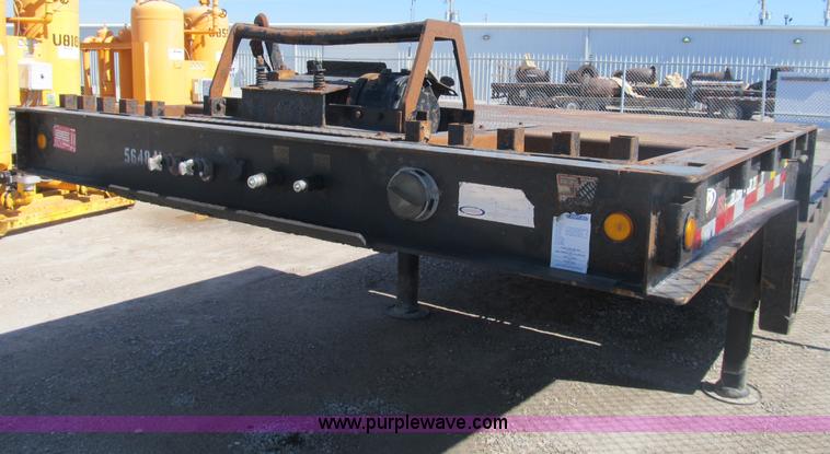 image for item B2913 2005 Ledwell Hydra-Tail 48' tilt bed trailer