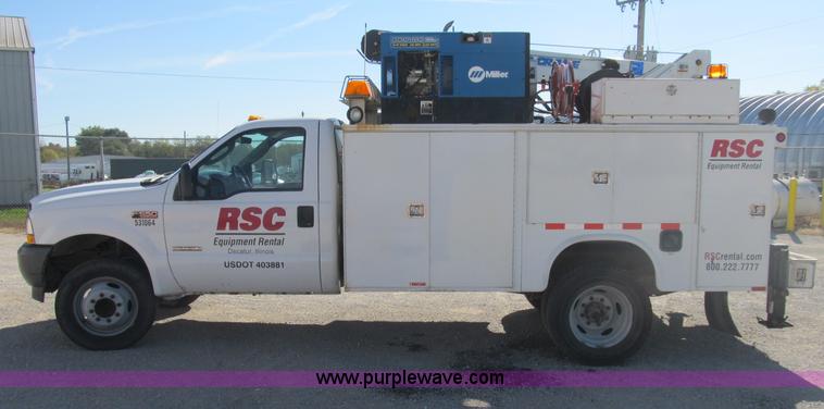 image for item B2916 2004 Ford F550 XL Super Duty service truck