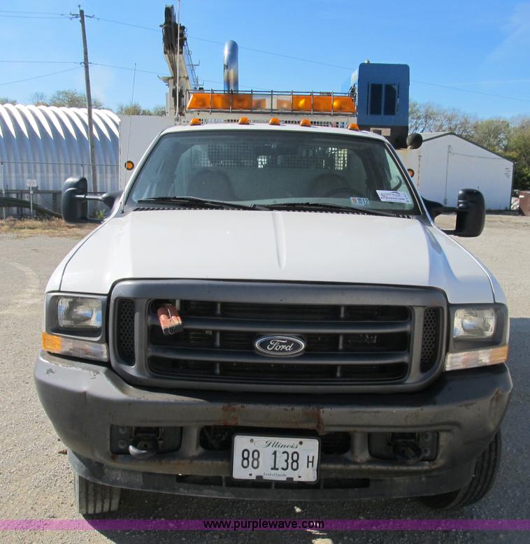 image for item B2916 2004 Ford F550 XL Super Duty service truck