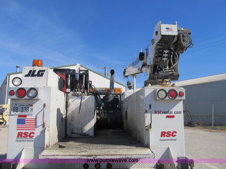 image for item B2916 2004 Ford F550 XL Super Duty service truck