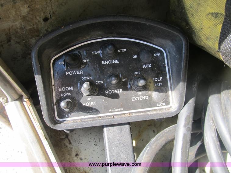 image for item B2916 2004 Ford F550 XL Super Duty service truck