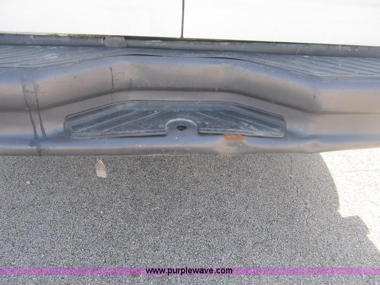 image for item B2917 2007 Ford Econoline E350 service van