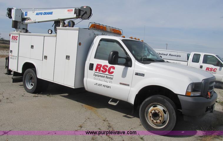 image for item B2918 2004 Ford F550 XL Super Duty service truck