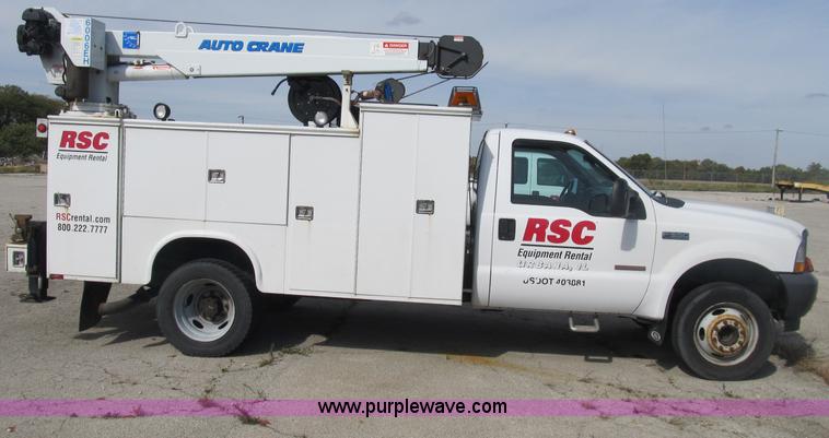 image for item B2918 2004 Ford F550 XL Super Duty service truck
