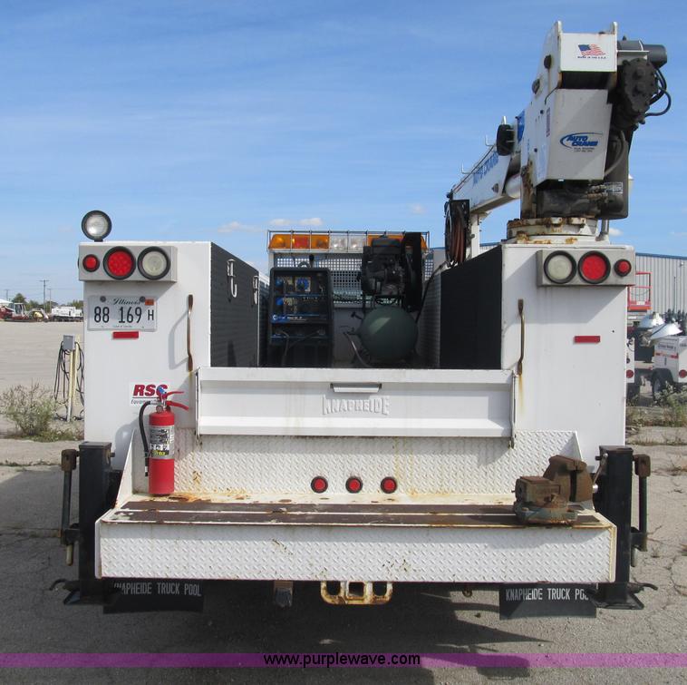 image for item B2918 2004 Ford F550 XL Super Duty service truck