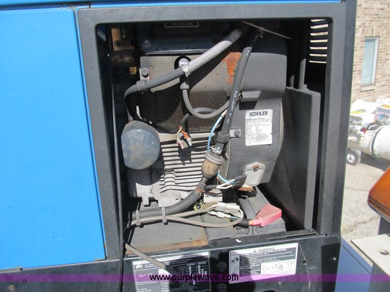 image for item B2921 2005 Ford F550 XL Super Duty service truck