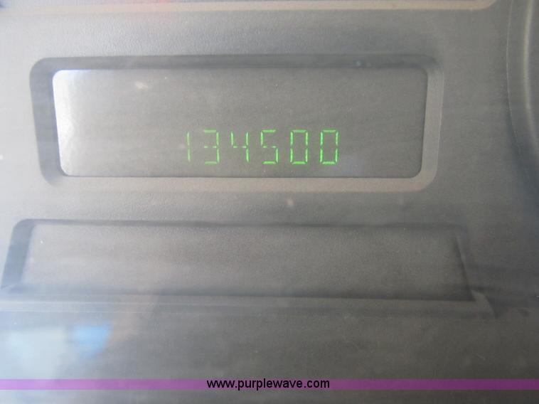 image for item B2921 2005 Ford F550 XL Super Duty service truck