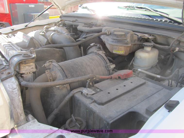 image for item B2921 2005 Ford F550 XL Super Duty service truck