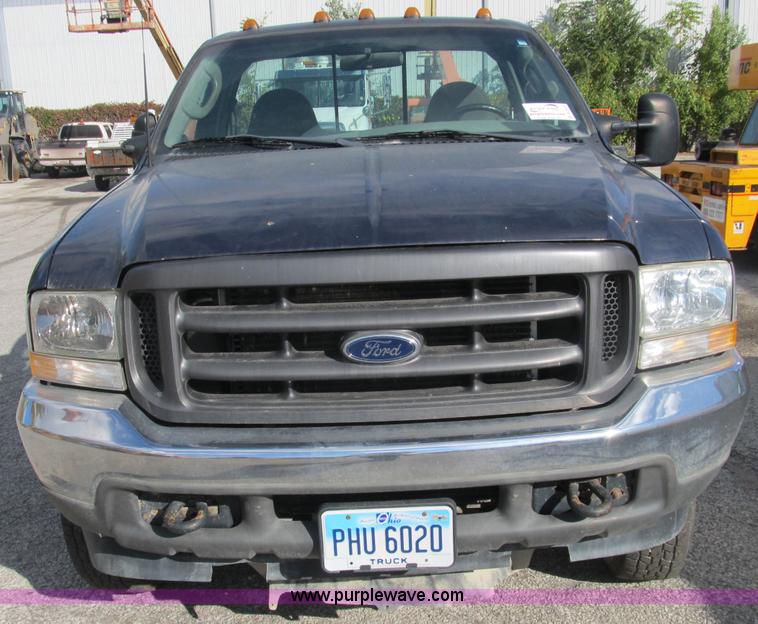 image for item B2923 2003 Ford F250 Super Duty XL pickup truck