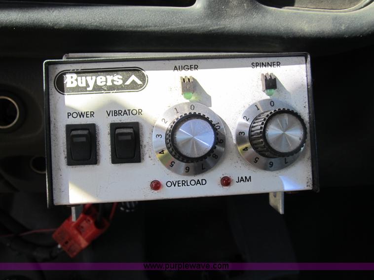 image for item B2924 2001 Dodge Ram 2500 Quad Cab pickup truck