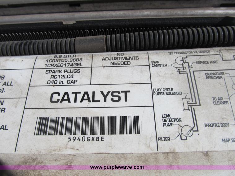 image for item B2924 2001 Dodge Ram 2500 Quad Cab pickup truck