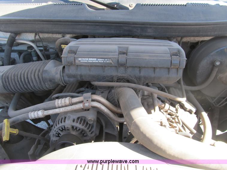 image for item B2924 2001 Dodge Ram 2500 Quad Cab pickup truck