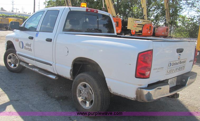 image for item B2926 2007 Dodge Ram 2500 HD Quad Cab pickup truck