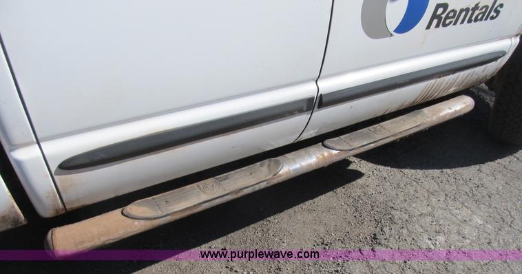 image for item B2926 2007 Dodge Ram 2500 HD Quad Cab pickup truck