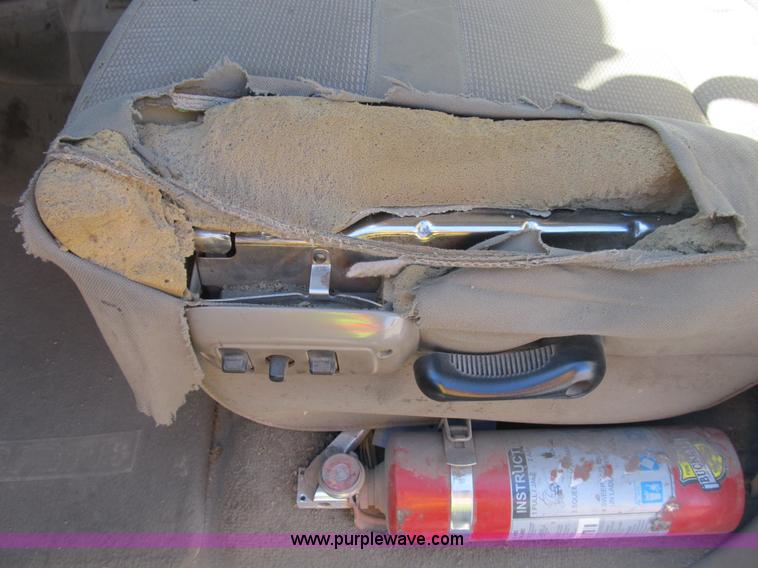 image for item B2926 2007 Dodge Ram 2500 HD Quad Cab pickup truck