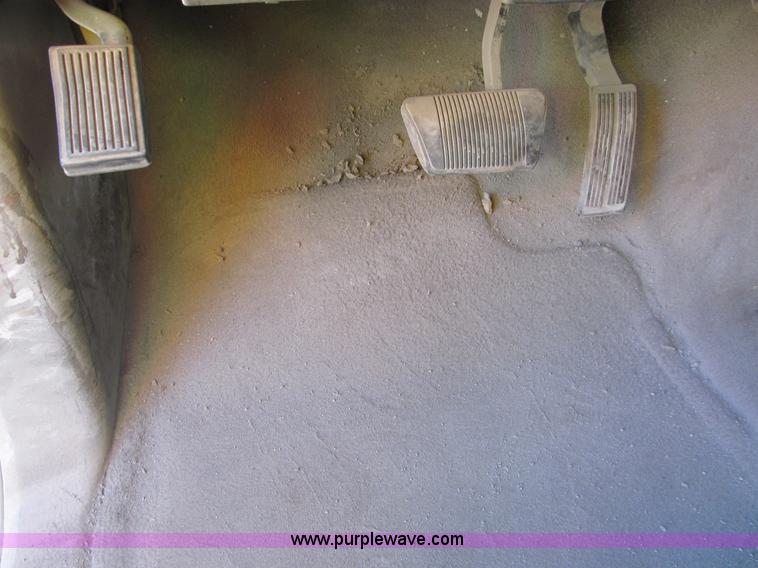 image for item B2926 2007 Dodge Ram 2500 HD Quad Cab pickup truck