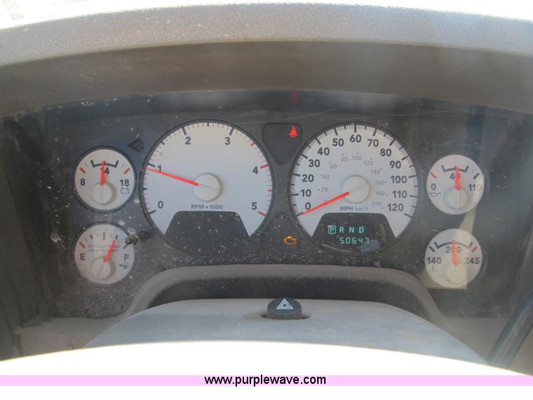 image for item B2926 2007 Dodge Ram 2500 HD Quad Cab pickup truck