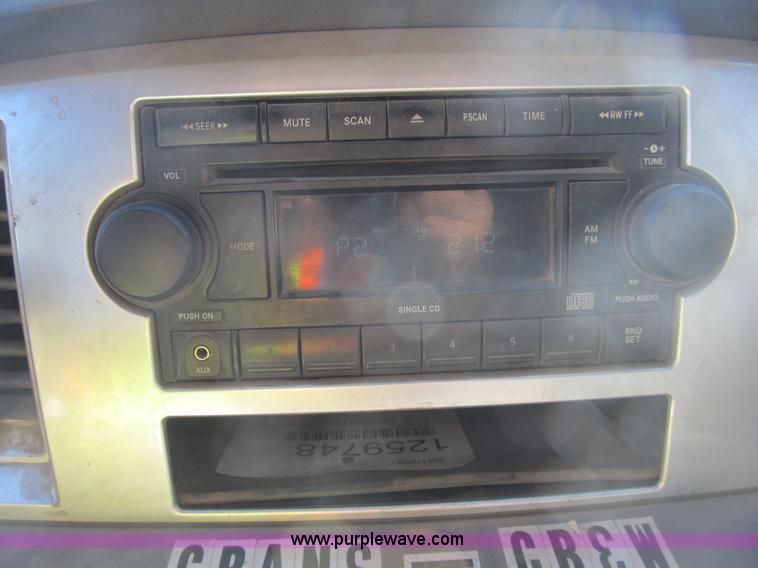 image for item B2926 2007 Dodge Ram 2500 HD Quad Cab pickup truck