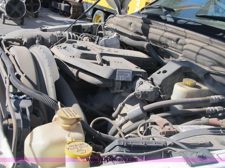 image for item B2926 2007 Dodge Ram 2500 HD Quad Cab pickup truck