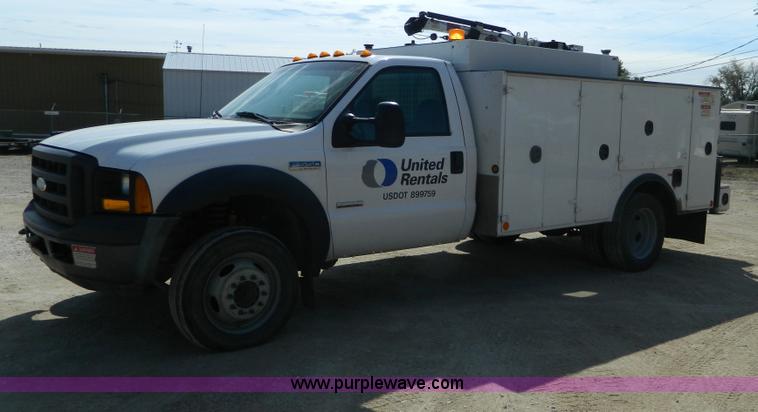 image for item B3927 2007 Ford F550 XL Super Duty service truck