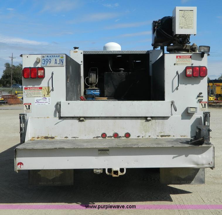 image for item B3927 2007 Ford F550 XL Super Duty service truck