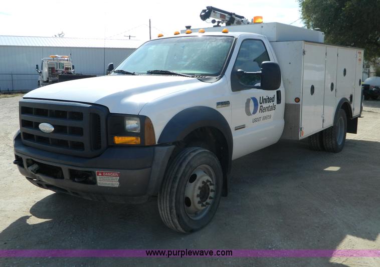 image for item B3927 2007 Ford F550 XL Super Duty service truck