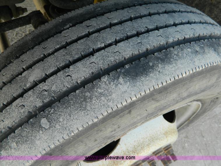 image for item B3927 2007 Ford F550 XL Super Duty service truck